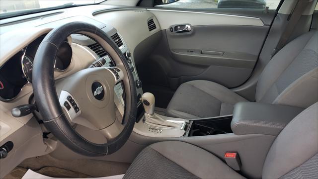 Chevrolet Malibu  2012