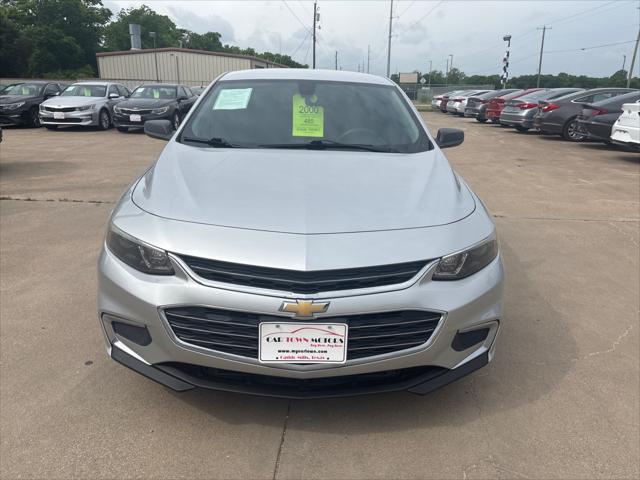 Chevrolet Malibu  2016