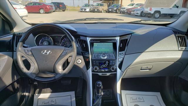 Hyundai Sonata  2011