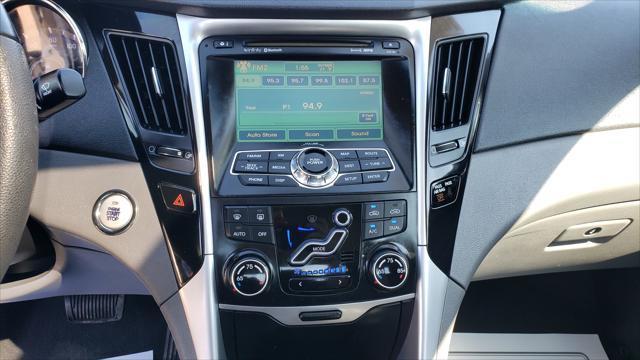 Hyundai Sonata  2011