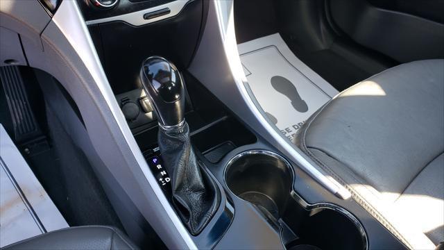 Hyundai Sonata  2011