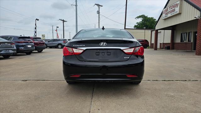 Hyundai Sonata  2011