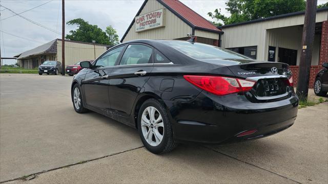 Hyundai Sonata  2011