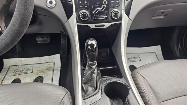 Hyundai Sonata  2011