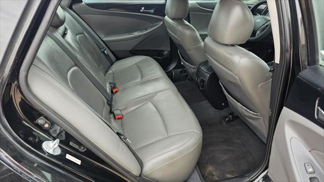 Hyundai Sonata  2011