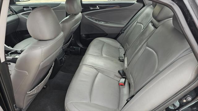 Hyundai Sonata  2011