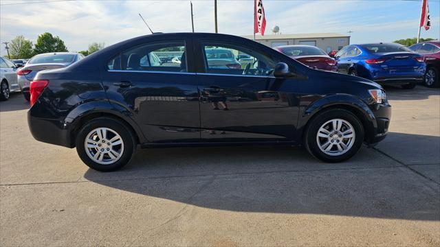 Chevrolet Sonic  2015