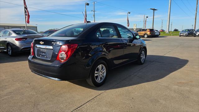 Chevrolet Sonic  2015