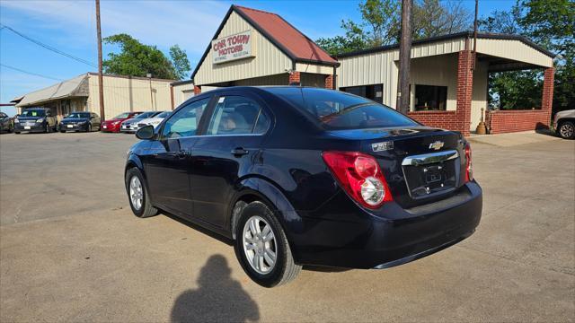 Chevrolet Sonic  2015