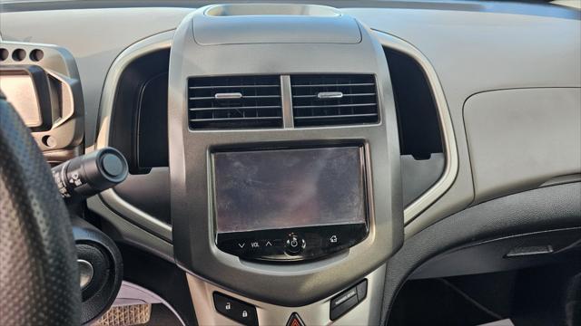 Chevrolet Sonic  2015