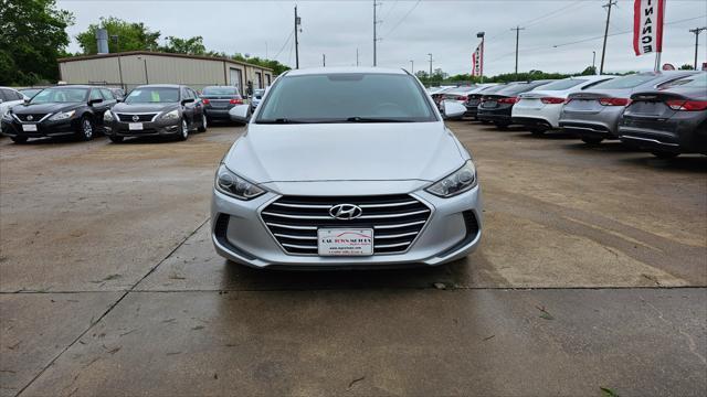 Hyundai Elantra  2017