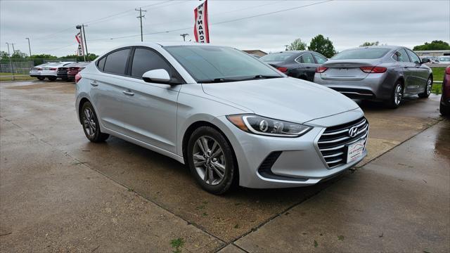 Hyundai Elantra  2017