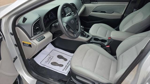 Hyundai Elantra  2017