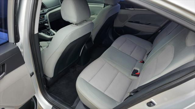 Hyundai Elantra  2017