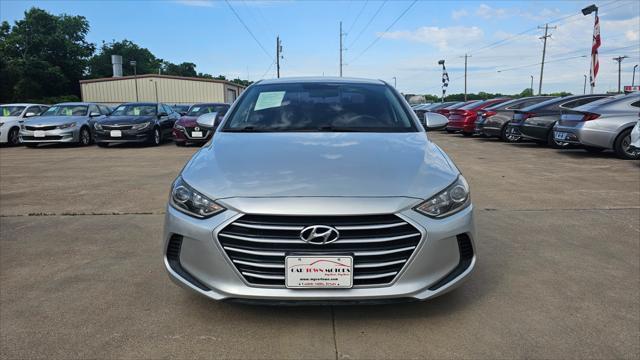 Hyundai Elantra  2017