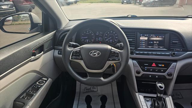 Hyundai Elantra  2017