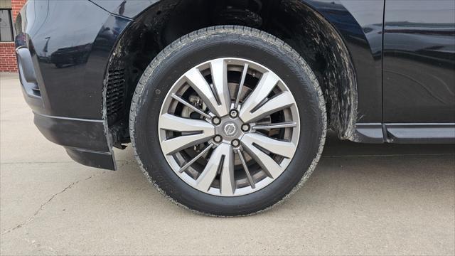 Nissan Pathfinder  2019