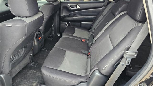 Nissan Pathfinder  2019