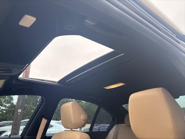 BMW 3-Series  2018