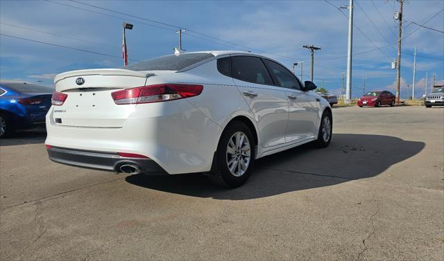 Kia Optima  2017