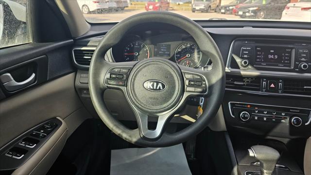 Kia Optima  2017