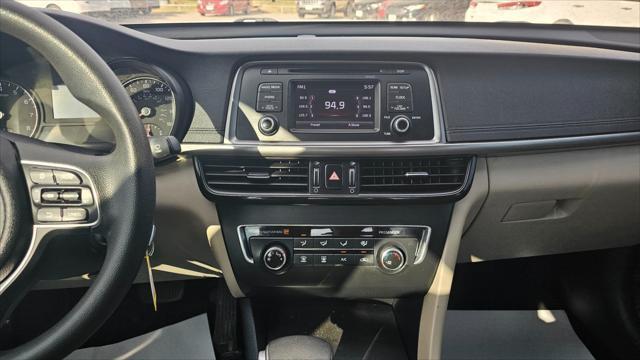 Kia Optima  2017