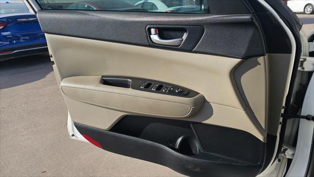 Kia Optima  2017
