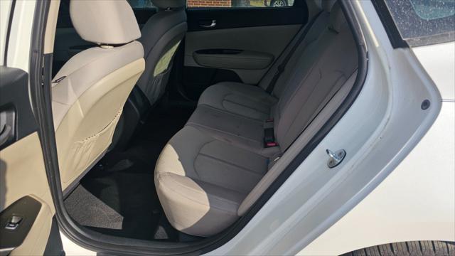Kia Optima  2017