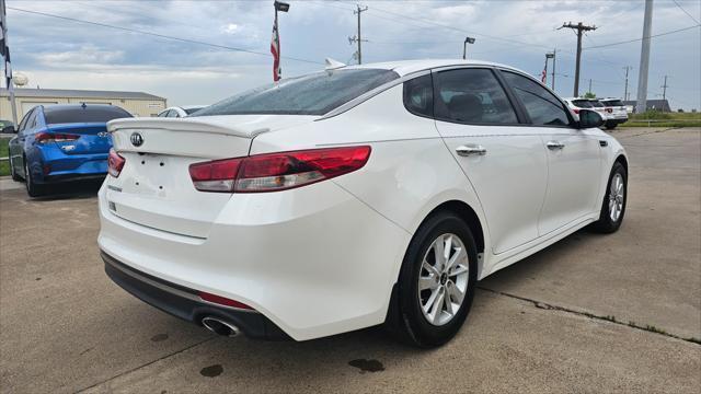 Kia Optima  2017
