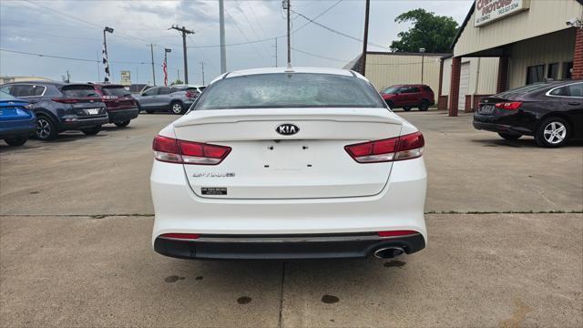 Kia Optima  2017