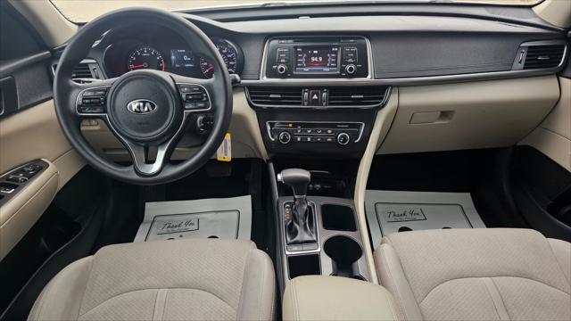 Kia Optima  2017
