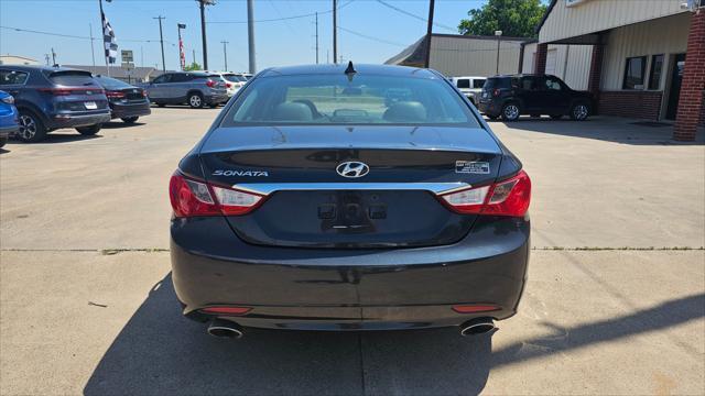 Hyundai Sonata  2011