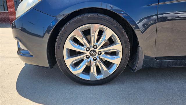 Hyundai Sonata  2011