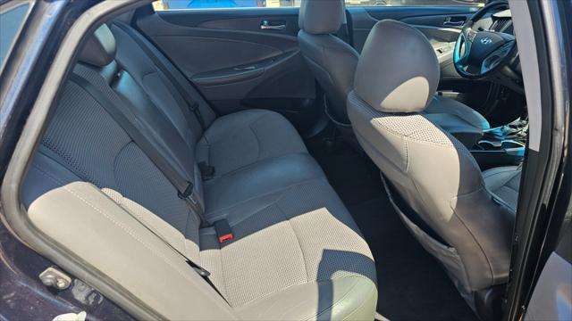Hyundai Sonata  2011