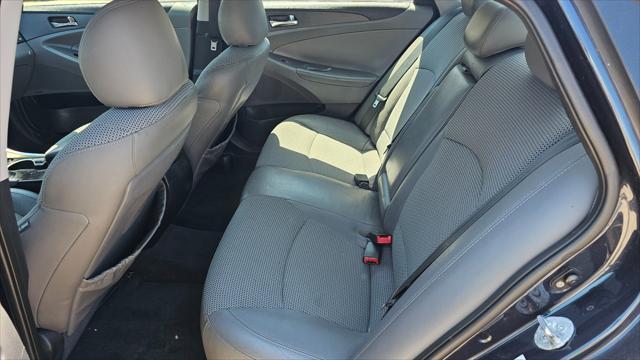 Hyundai Sonata  2011