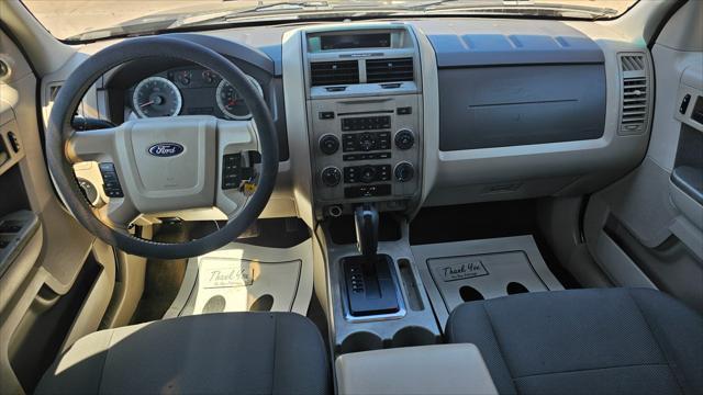 Ford Escape  2009