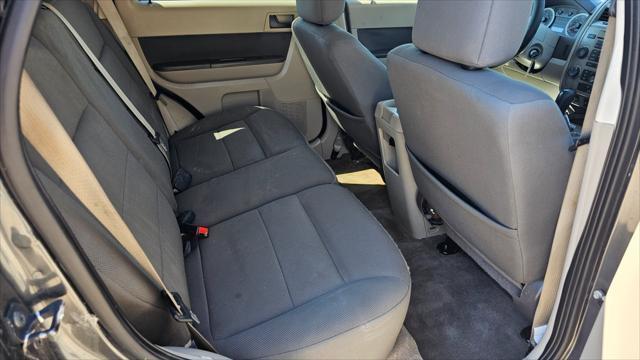 Ford Escape  2009