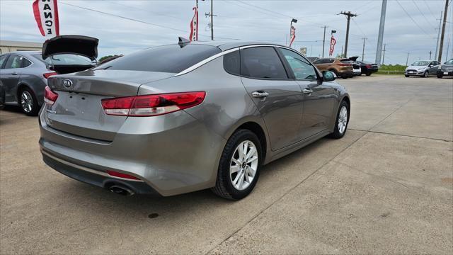 Kia Optima  2018