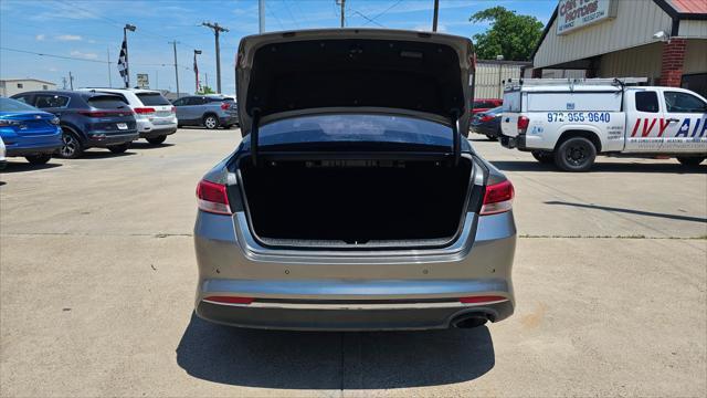 Kia Optima  2018
