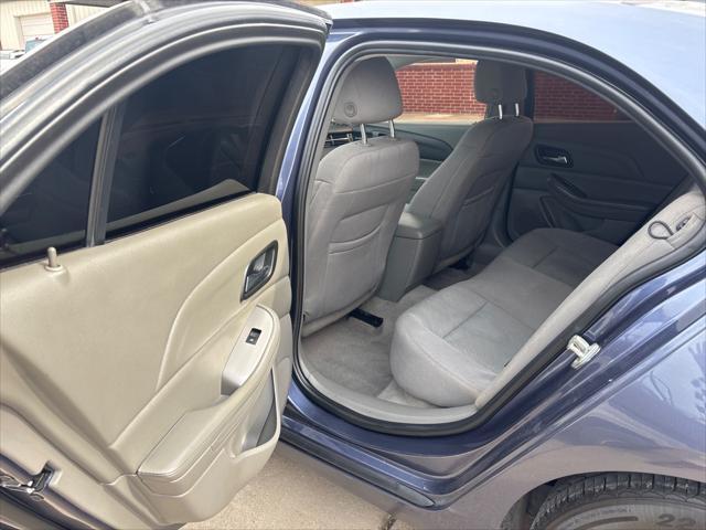 Chevrolet Malibu  2014