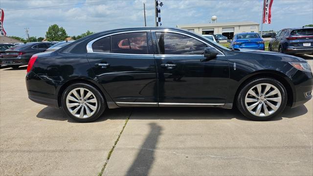 Lincoln MKS  2014
