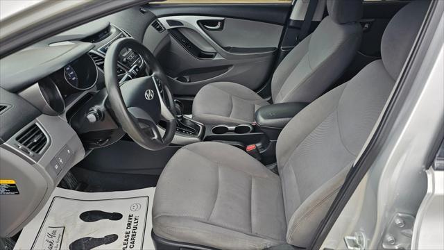 Hyundai Elantra  2016