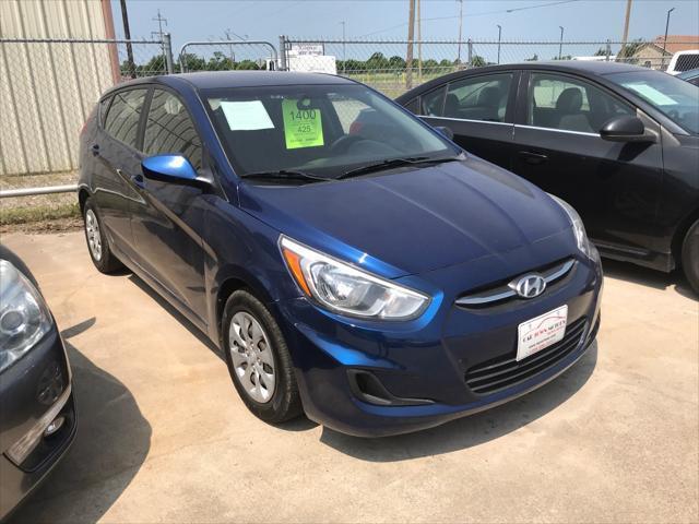 Hyundai Accent  2015