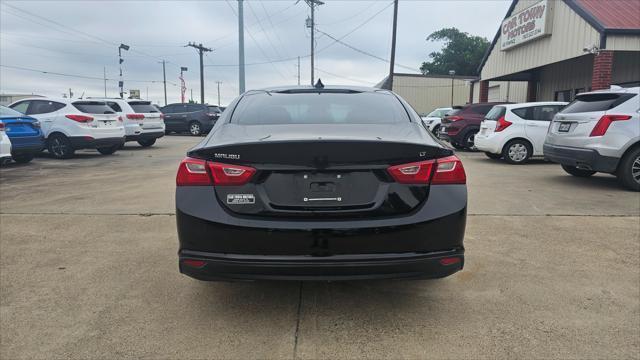 Chevrolet Malibu  2017