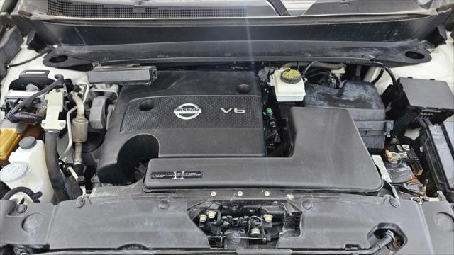 Nissan Pathfinder  2015