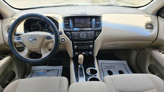 Nissan Pathfinder  2015