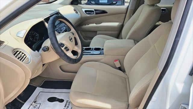 Nissan Pathfinder  2015