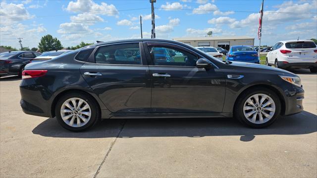 Kia Optima  2016