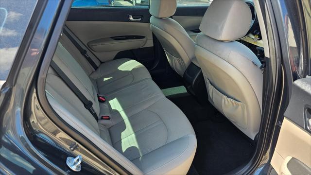 Kia Optima  2016