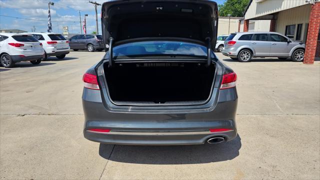 Kia Optima  2016